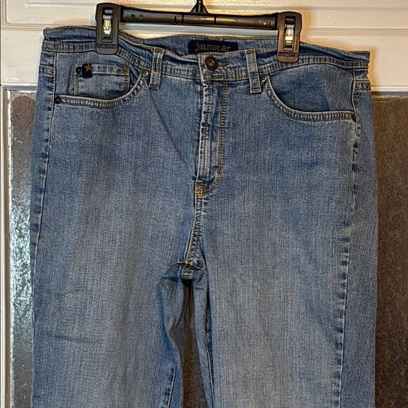 Jeanstar Classic Blue Women's Jeans bootcut style size 10 - Picture 2 of 7